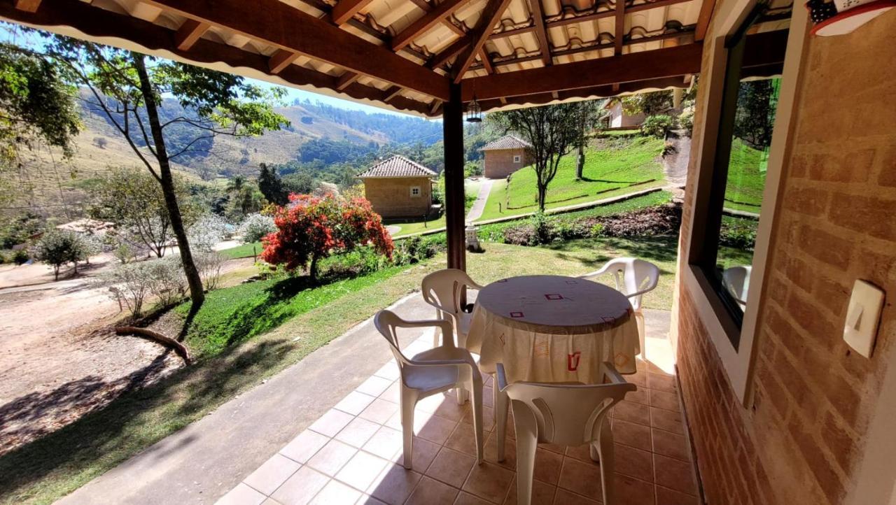 Recanto Dos Beija Flores, Chale Bougainville Monte Alegre do Sul Luaran gambar