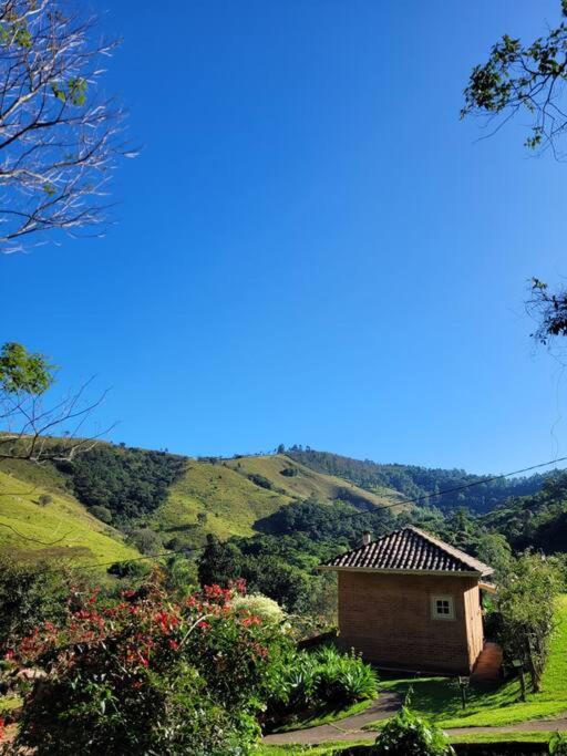 Recanto Dos Beija Flores, Chale Bougainville Monte Alegre do Sul Luaran gambar